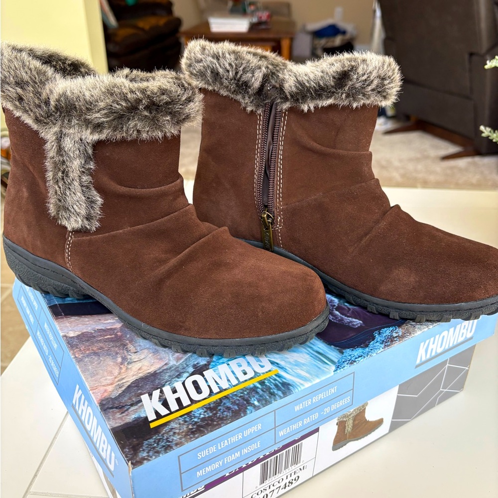 Khombu Brown Ankle Boots with Faux Fur Trim